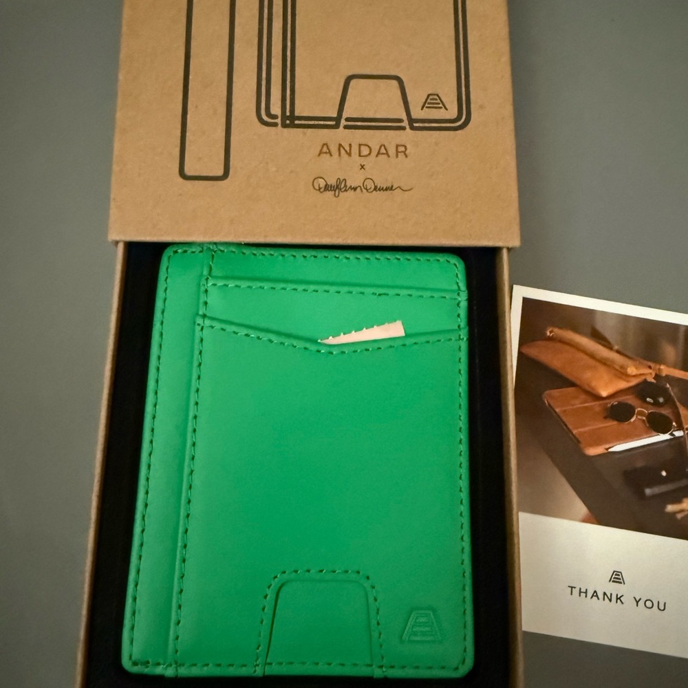 Andar The Denner 1 ~ Monstera